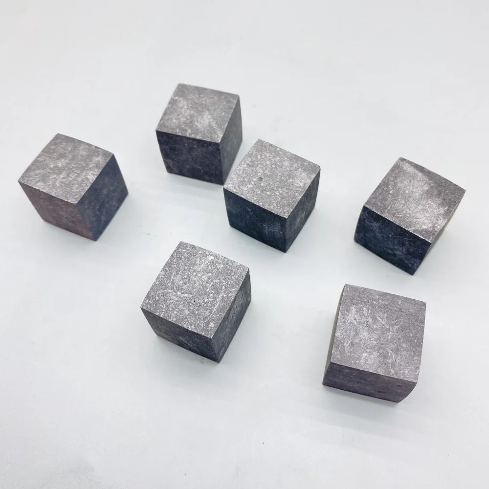 Polished shungite cubes